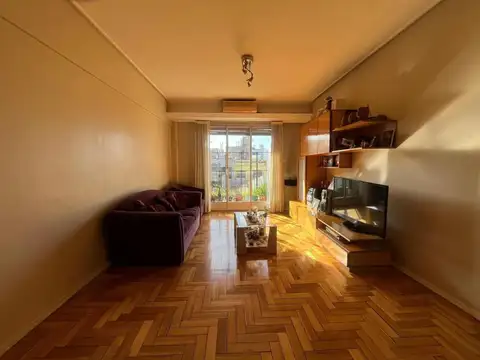 Departamento en venta - 3 Dormitorios 3 Baños - Cochera - 99Mts2 - Villa Crespo