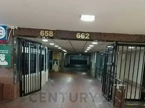 VENTA - COCHERA EN SAN NICOLÁS