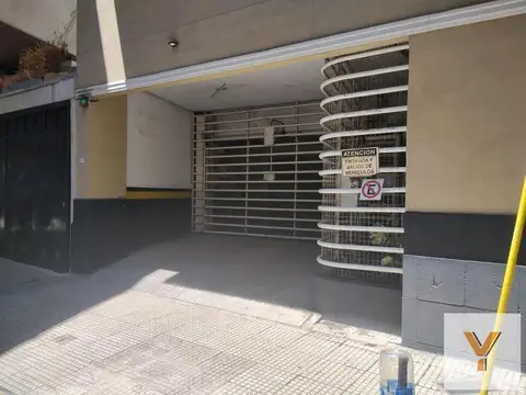 Cochera en Venta de 5  mts largo x 3  mts ancho