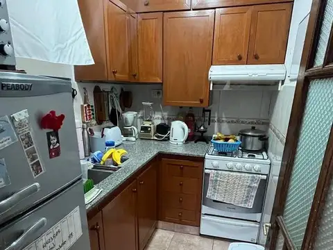 Depto Tipo Casa en Venta 80 años