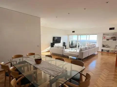 Av. Libertador  al 300