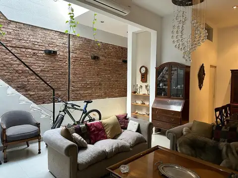 Depto Tipo Casa 3 ambientes con 3 baños