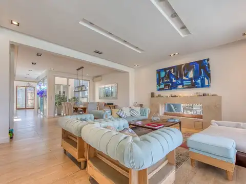 Casa en Venta al Este