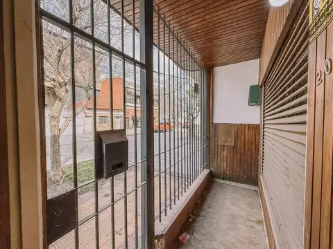 Gobernador Udaondo 2000