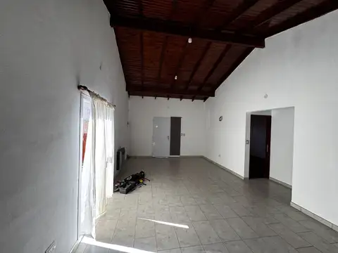 Hermosa Casa en Pueblo Nuevo Jauregui