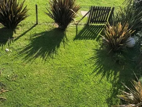 Depto Tipo Casa 3 ambientes con 2 baños