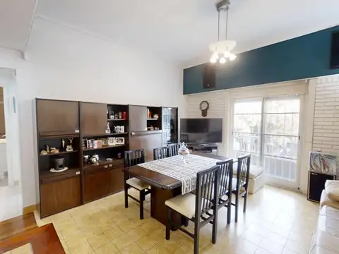 Depto Tipo Casa en Venta de 4 ambientes