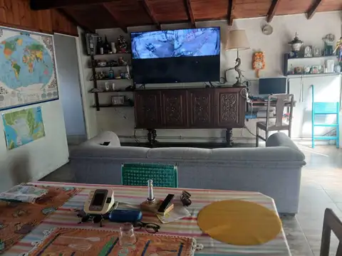 Depto Tipo Casa en Venta de 4 ambientes