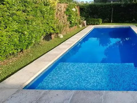 Casa en Alquiler Temporal en Pilar Centro, $ 900.000