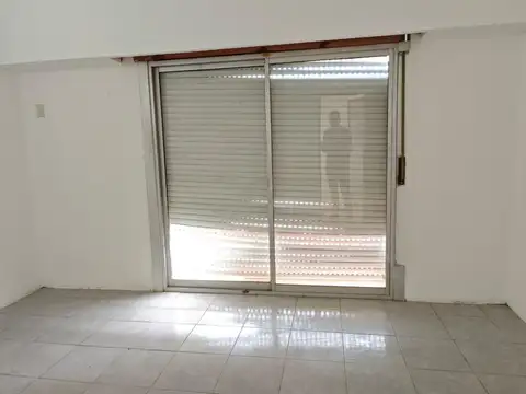 Depto Tipo Casa en Venta en Alberdi, USD 31.500