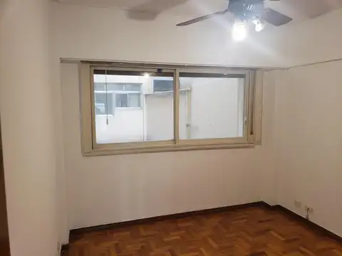 Alquiler - 3 ambientes con cochera - Caballito