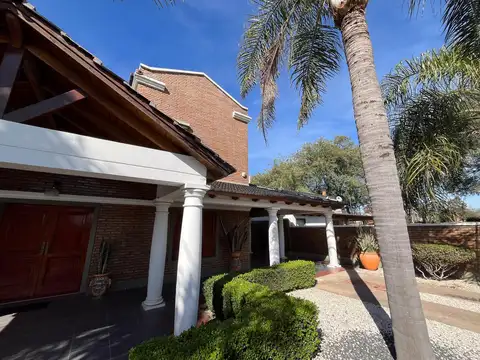 Casa en Venta al Oeste