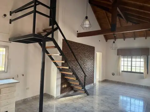 Depto Tipo Casa en Venta de 2 dormitorios