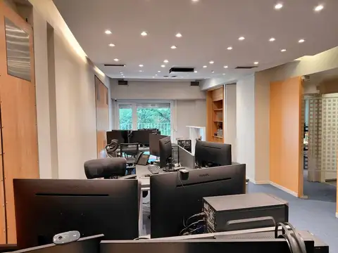 Oficina en Alquiler 50 años