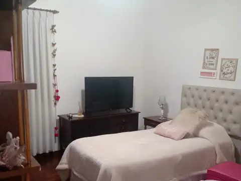 Villa Ballester: Vivienda En 1º Piso