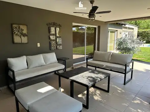 Casa en Alquiler de 3 dormitorios