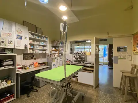 Local en Venta en Olivos Maipu/Uzal, USD 250.000