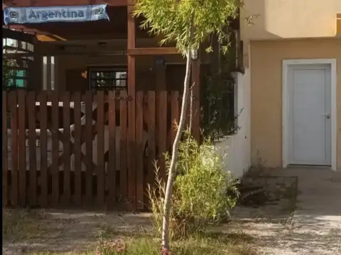 Dúplex en venta - 2 Dormitorios 1 Baño - Mar del Tuyú
