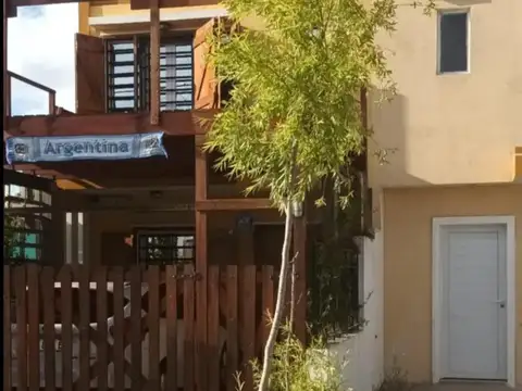 Dúplex en venta - 2 Dormitorios 1 Baño - Mar del Tuyú