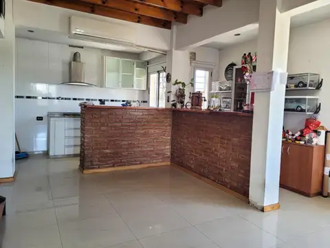 Depto Tipo Casa en Venta de 2 dormitorios
