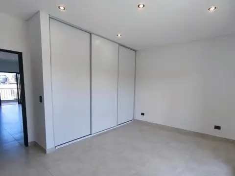 Departamento en Alquiler en Jose Leon Suarez, $ 500.000