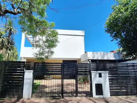 Casa en Alquiler de 3 dormitorios