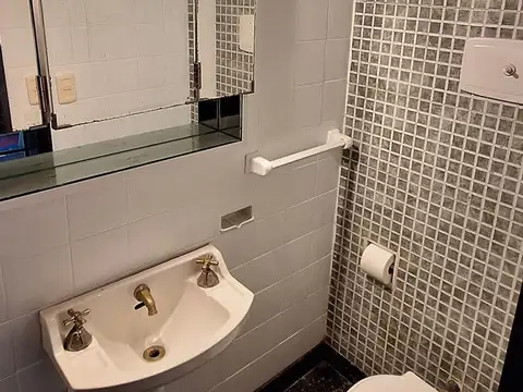 Casa en Alquiler en Acassuso Libertador  /  Solis, USD 2.900