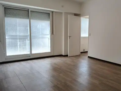 Departamento monoambiente al frente en alquiler.  1 ambiente Villa Del Parque
