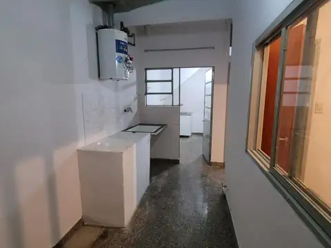 Depto Tipo Casa en Alquiler de 2 ambientes