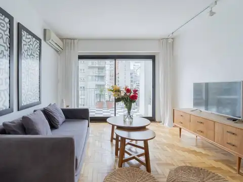 Ruggeri 2900, Piso 8