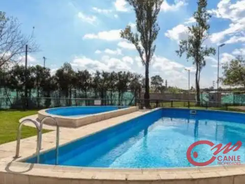 Av Larralde 2250 100