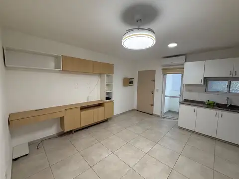 Departamento en Alquiler en Villa Maipú, $ 610.000
