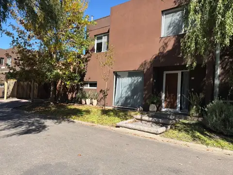 VENTA CASA 4AMB B°CALIFORNIA VILLAGE APTO CREDITO 