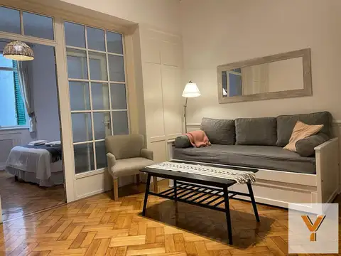Departamento en alquiler - 1 Dormitorio 1 Baño - Retiro