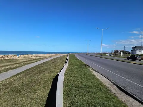 Terreno en Venta en Balneario Playa Dorada, USD 18.000