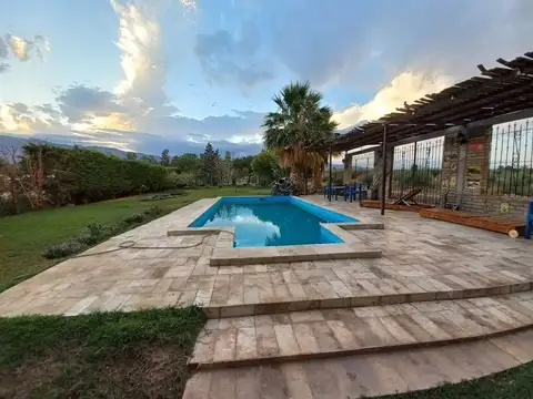 CASA QUINTA 3 HABITACIONES. POCITO