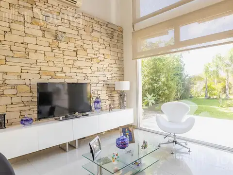 Casa en Venta con cochera