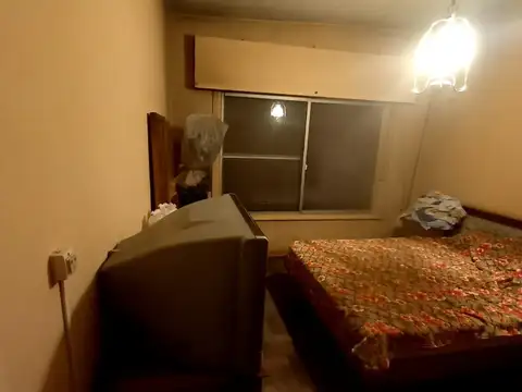 "MUY LINDA CASA AMERICANA"