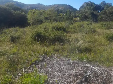 Venta lotes acceso frente al golf La Cumbre, vista a las sierras, escritura