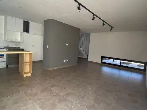 Depto Tipo Casa en Venta en Prados De Manantiales, USD 178.000