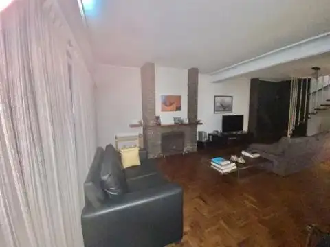 Casa en Venta en Lomas De Zamora, USD 240.000