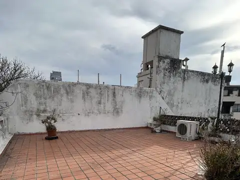 Depto Tipo Casa en Venta 20 años