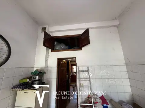 Casa 5 ambientes con 2 baños