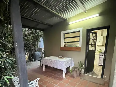 Casa en venta en Temperley