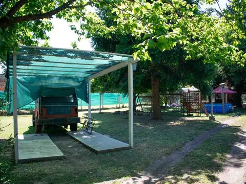 Casa 5 ambientes con 2 baños