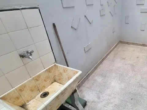 Depto Tipo Casa 3 ambientes con 1 baño