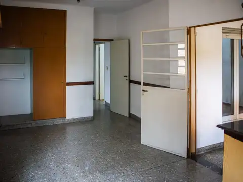 Depto Tipo Casa en Venta con 2 cocheras