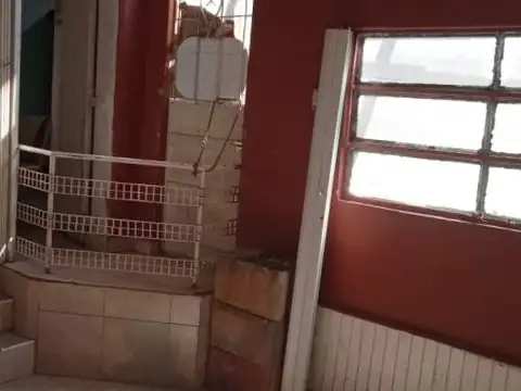 Depto Tipo Casa en Venta 46 años