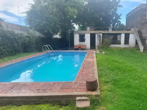 Casa en venta en Merlo