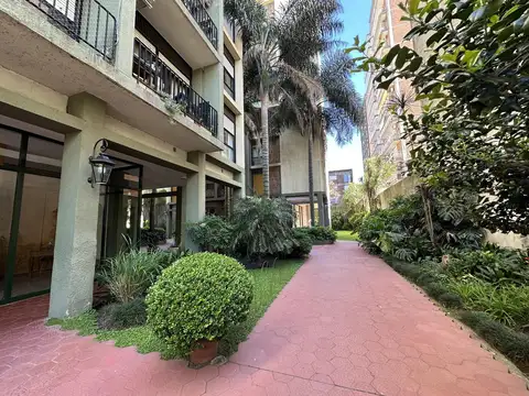 Departamento en Mart.-Vias/Libert.